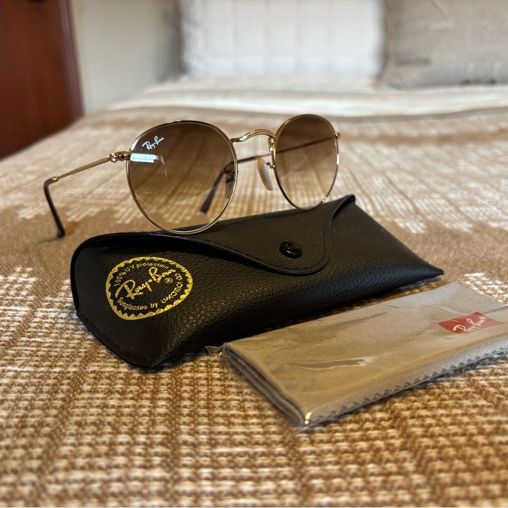 Ray-Ban Legend Collection 47 mm Round Sunglasses - Picture 3 of 8
